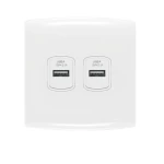 فيش شاحن USB مزدوج 2.1 أمبير الفنار موديل ألف المقاس  7x7 اللون الأبيض