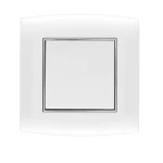 مفتاح كهرباء عريض متوسط مفرد 20 امبير أمنية الفنار مقاس 7×7 سم اللون ابيض بحلقة كروم