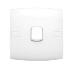 مفتاح كهرباء مفرد دركسيون 20 امبير ألف كلاسيك الفنار مقاس 7×7 سم اللون ابيض 