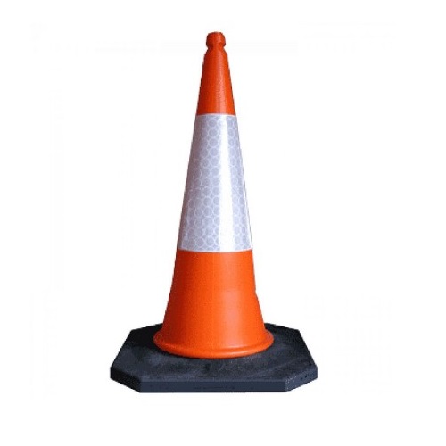 Traffic Cone With a Base Length 75 cm, Weight 3.5 kg | 833-1