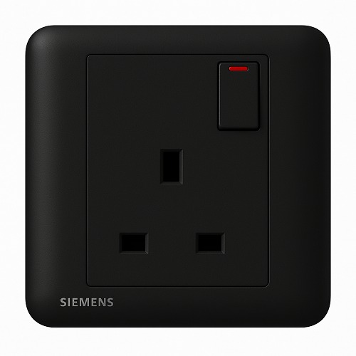 فيش كهرباء مفرد 13 امبير مع مفتاح تشغيل ومؤشر 86×86 مم، اسود، 250 فولت | Siemens (دلتا سيتا)