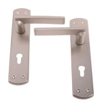 ماسكات أبواب، باللون السيلفر