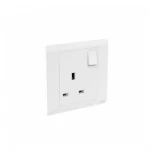 فيش بمفتاح  مفرد 13 امبير مفرد ثنائي القطبية، ابعاد 7×7 سم، ابيض، ماركة أي بي بي