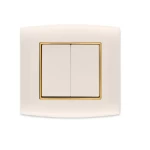 مفتاح كهرباء متوسط مزدوج 20 امبير أمنية ماركه الفنار  مقاس 7×7 سم لون ذهبى بحلقة ذهبى