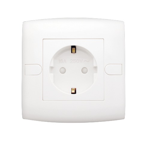 Schuko Socket With Shutter 1 Gang 16 Amp 7x7 cm White | Al Fanar