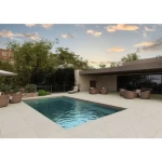 أرضيات سيراميك خارجي 43×43 سم، سماكة 12 مم، لون بيج رخامي | الخزف السعودي