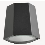 كشاف إضاءة للجدران الخارجية، لون أسود، مقاس 14.5 × 13.2 × 11.3 سم   