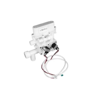 Water Pump 1/2 inch Bottom Flow Nozzle Plastic & Stainless Steel | Hatch Company