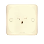 فيش كهرباء ثلاثي الفتحات 16 امبير الفنار موديل ميرا مقاس  7x7 لون البيج