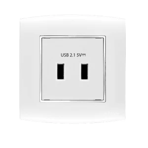 فيش شاحن USB مزدوج 2.1 أمبير 7x7 سم أبيض بحلقة كروم | شركة الفنار