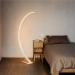 لورينا ستاند مصباح جانبى LED، مقاس 650×190×1420 مم، لون ابيض