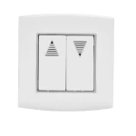 مفتاح ستائر مزدوج 10 امبير أمنية الفنار مقاس 7×7 سم اللون ابيض بحلقة كروم