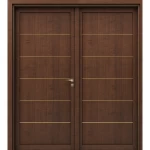 باب بريميوم خشبي مزدوج بتصميم كلاسيكي، مقاس 220 × 235 سم، لون بني غامق، رقم المنتج GM01