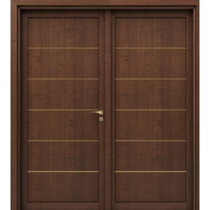 باب خشبي مزدوج فاخر من ماتكل GM01 مقاس 220x235 سم بني غامق تصميم كلاسيكي مقاوم للحريق والحشرات