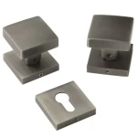 ماسك باب مفصول متحرك، باللون البرونز