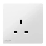 فيش مفرد 13 امبير، ابيض، 86×86 مم، 250 فولت، ماركة سيمنز (دلتا بيليوس)
