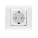 فيش شوكو  مع سدادات حماية 16 أمبير الفنار موديل أمنية المقاس  7x7 اللون ابيض بحلقة كروم