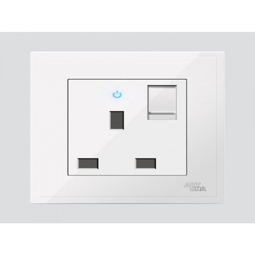 Triple Socket with Indicator D3 Piano, 7×7 cm, 13 Amp, White | Art DNA