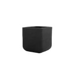 أصيص نبات، أسود اللون، خرساني، مقاس 40x40x40 سم، شكل مربع.