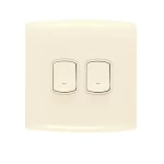 مفتاح كهرباء مزدوج 20 امبير  ألف الفنار مقاس 7×7 سم اللون بيج 