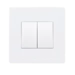 مفتاح جرس مزدوج دركسيون 10 امبير سدرا الفنار مقاس 7×7 سم اللون ابيض 