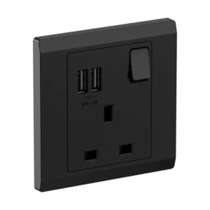 فيش كهرباء مفرد 13 امبير مع مخرجين USB مقاس 7×7 سم لون اسود | مؤسسة المنزل الأخضر للتجارة