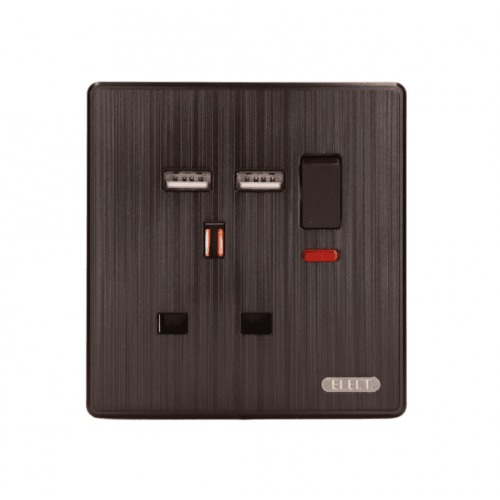 فيش 13 أمبير مع اثنين مخرج USB، لون أسود مطفي، مقاس 7×7 سم | متجر ماتكل