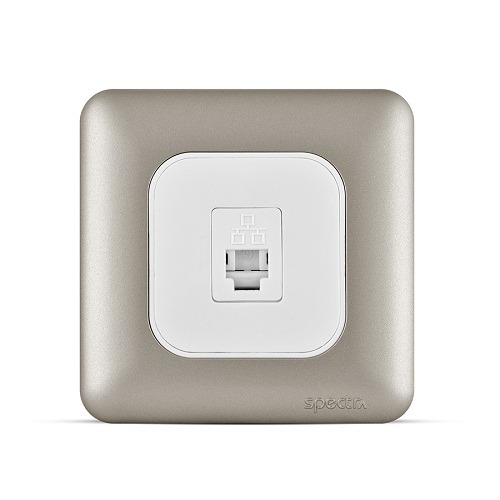 فيش كمبيوتر RJ45 كات 6 مع شاتر، مفرد، 7×7 سم، لون تيتانيوم | Spectra