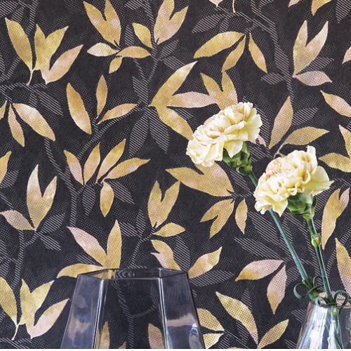 Leaf-patterned Wall Covering 1.005x53 cm Black/Gold | Abyat Company Kurioza