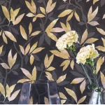 ورق حائط مشجر طول 1.005سم، عرض 53سم، لون أسود / ذهبي، موديل كوريوزا