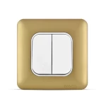 مفتاح كهربائي مزدوج 20 أمبير احادي القطب، لون ذهبي، 7×7 سم، 250 فولت | سبكترا