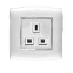 فيش كهرباء مفرد 13 أمبير  الفنار موديل أمنية المقاس  7x7 اللون فضى بحلقة كروم