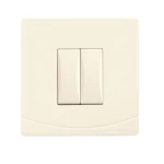 مفتاح كهرباء مزدوج 10 امبير سدرا  براند الفنار  مقاس 7×7 سم  بيج 