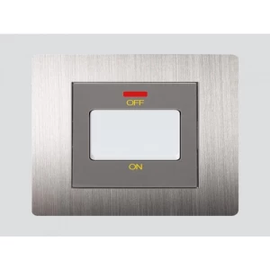 Single Water Heater Switch 20 Amp 7×7 cm Silver Steel | Art DNA