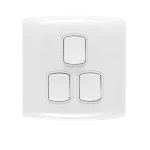 مفتاح كهرباء ثلاثى 10 امبير  ألف الفنار مقاس 7×7 سم اللون ابيض 