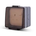 علبة فيش مفرد (W/P) مزودة بعلبة، مقاس 7×7 سم، 13 امبير | سبكترا