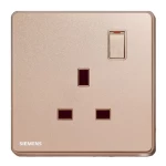 فيش مفرد 13 امبير مع مفتاح تشغيل ومؤشر، ذهبي وردي، 86×86 مم، 250 فولت، ماركة سيمنز (دلتا أرينا)
