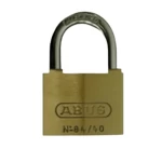 Brady brass lock with a steel shackle    width  49 mm  height  73 mm   depth  15 mm  diameter 7 mm          ---Opening-   