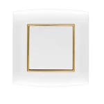 مفتاح كهرباء مفرد دركسيون 20 امبير أمنية الفنار مقاس 7×7 سم اللون ابيض بحلقة ذهبى