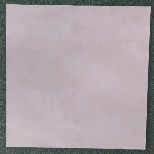 بلاط سيراميك 60×60 سم رمادي فاتح، تصميم ساده | Watani Al Dar