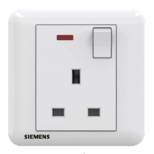 فيش مفرد 13 امبير مع مفتاح تشغيل ومؤشر ضوئي نيون، ابيض، 86×86 مم، 250 فولت | Siemens (Delta Seata)