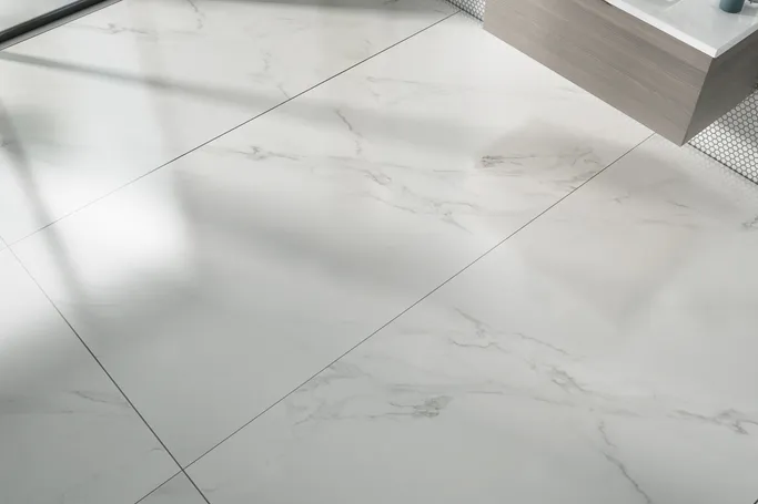 Polish Porcelain Tiles Size 120x278 cm, White Color, Regalia Model | Abyat Company