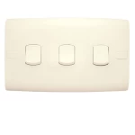 مفتاح كهرباء ثلاثى 10 امبير ألف كلاسيك الفنار مقاس 14×7 سم اللون بيج 