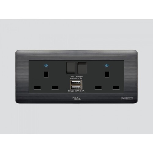فيش ثلاثي مزدوج مع مفاتيح شحن USB من أرت دي إن إيه 13 أمبير مقاس 14x7 سم أسود