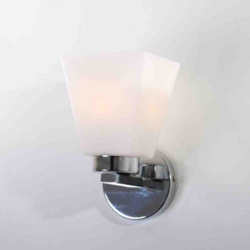 Silver Wall Light 17 cm Length, 12 cm Width | 3557