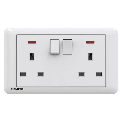 13A Twin Gang Switched Socket with Neon Indicator, 86×146 mm, White, 250V | Siemens (Delta Seata)