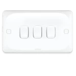 مفتاح كهرباء ثلاثى 10 امبير ميرا الفنار مقاس 14×7 سم اللون ابيض 